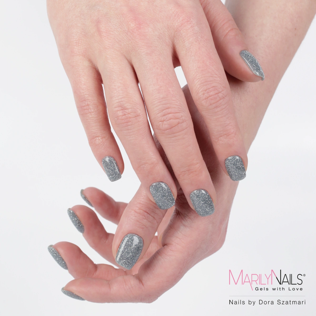 MarilyNails Rubber Base - 12R - Reflective Silver 7ml képe 1